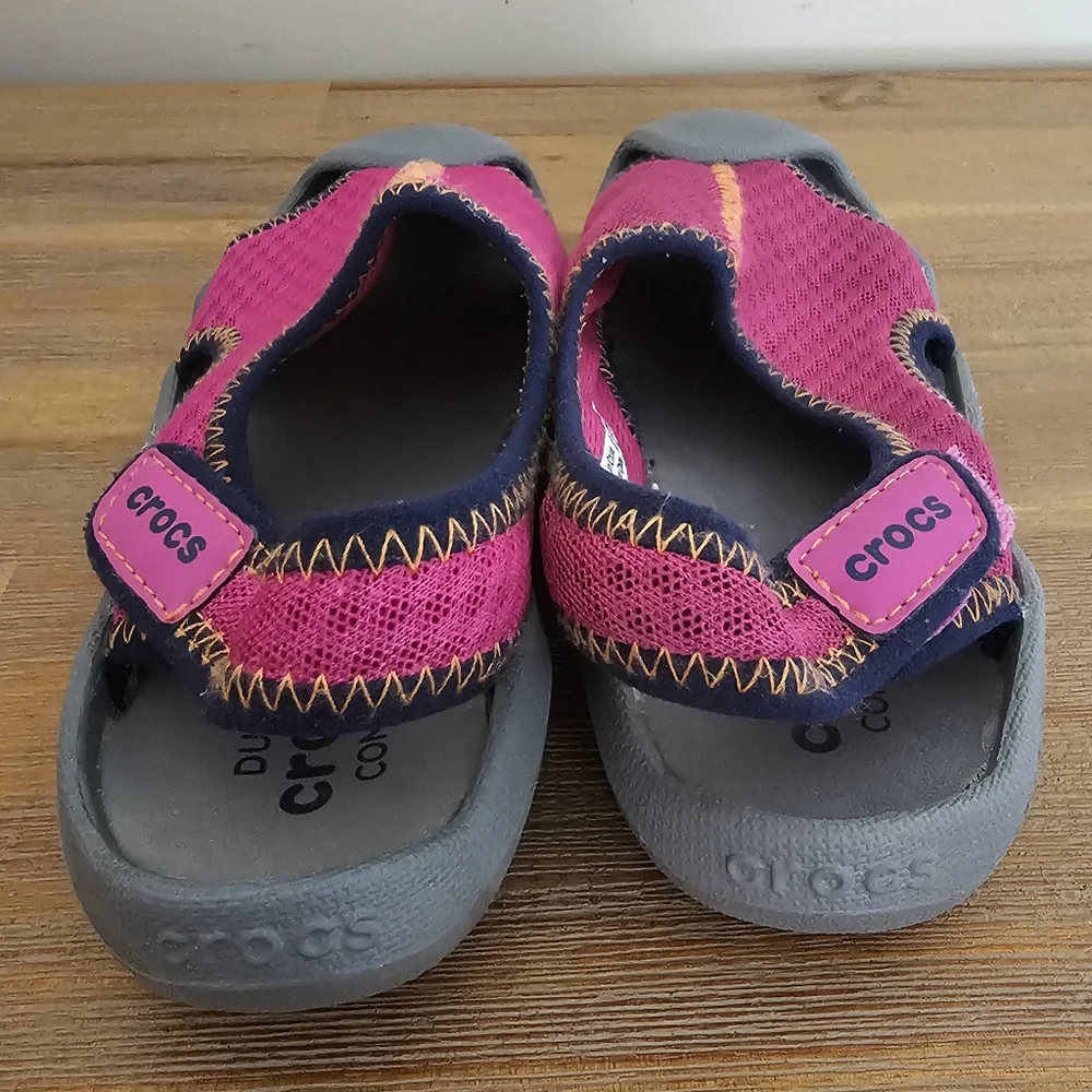 CROCS Swiftwater Girls Pink & Gray Sporty Water Sandals